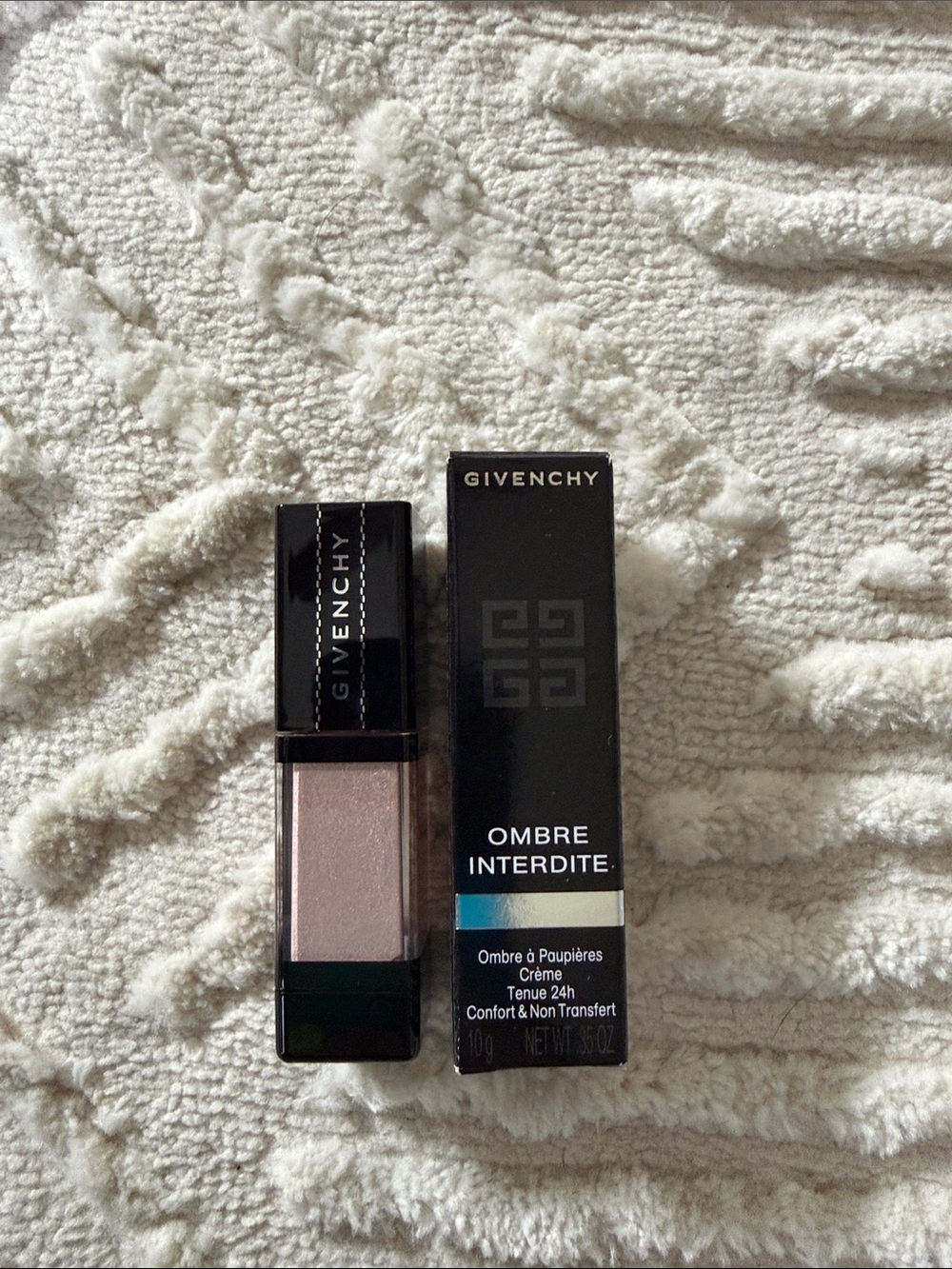Givenchy Ombre Interdite Liquid Eyeshadow 01 Pink Quartz - Shimmery Pale Pink - Picture 2 of 2
